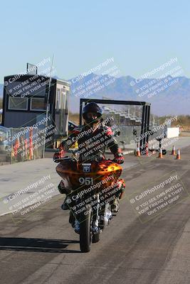media/Mar-09-2025-TrackXperience (Sun) [[4c2000c718]]/1-Around the Pits-Pre Grid/